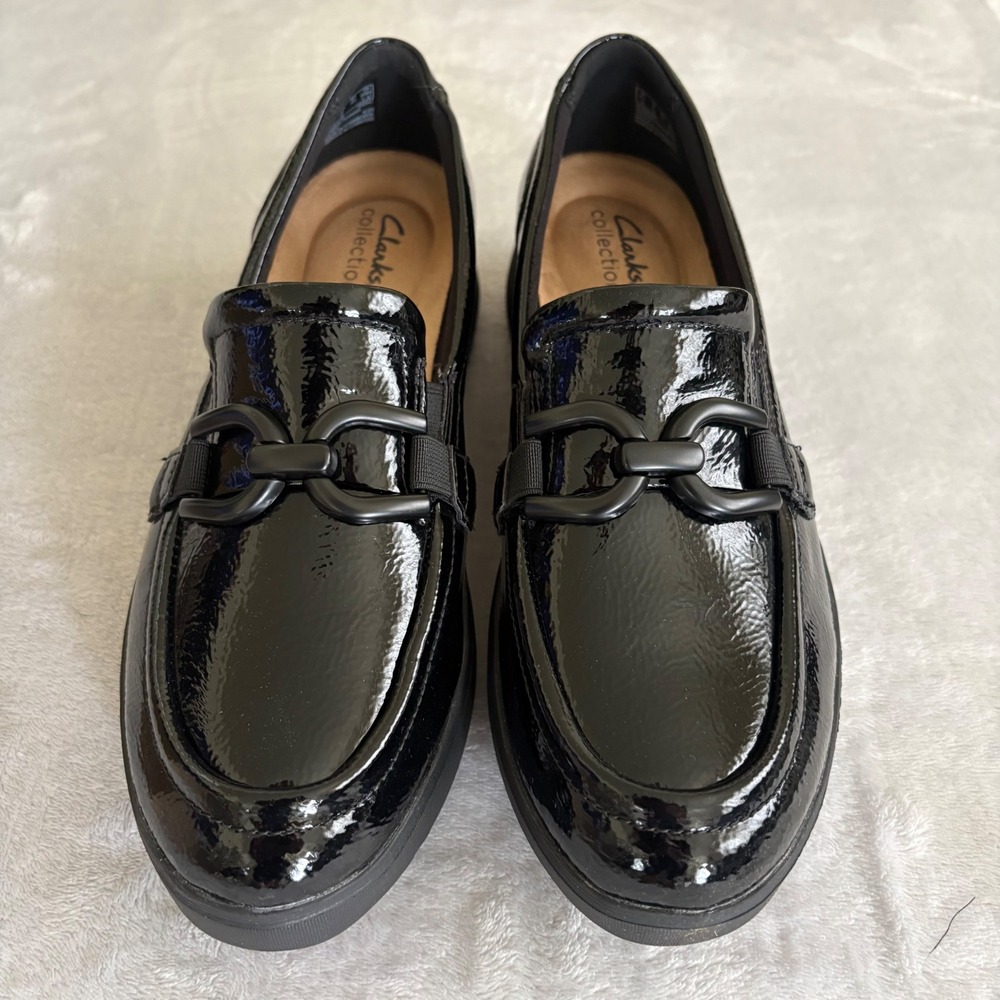 Clarks Zylah Top Black Crinkle Patent Platform Loafers‎ Chain Detail 9M New